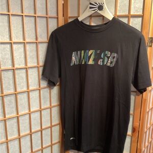 Nike SB Pro "Hacky Sack" Dri-Fit Graphic Logo Tee Men's Size Medium